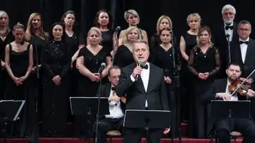 TRT Koro, KKTC'de Denktaş Anısına Anlamlı Bir Konser Gerçekleştirdi
