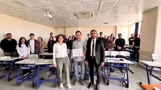 Burhaniye'de Sürdürülebilir Yemek Fotoğrafçılığı Atölyesi: Geleceğin Lezzet Görselleri