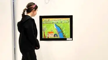 Kartepe'de 23 Nisan Çocuk Resim Sergisi Sanatseverlerle Buluştu