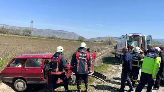Çorum’da İki Araç Çarpıştı: 3 Yaralıya Acil Müdahale