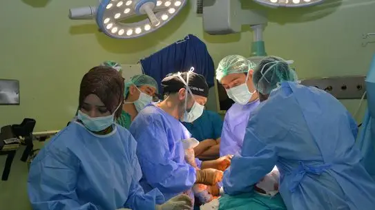 KAEÜ'de Koreli Cerrahlar Omuz Ameliyatı Teknikleri Üzerinde Pratik Eğitim Aldı