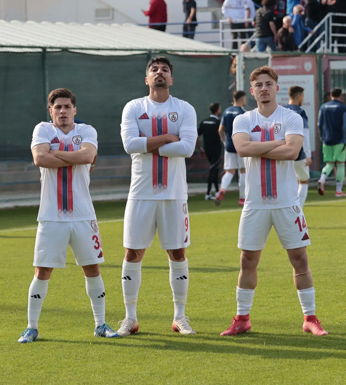 Altınordu ve Kepez Spor maç öncesi hazırlık fotoğrafı