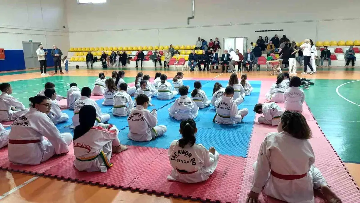 Erfelek’te Tekvando Kuşak Sınavı: 40 Genç Sporcu Büyük Mücadeleye Hazır