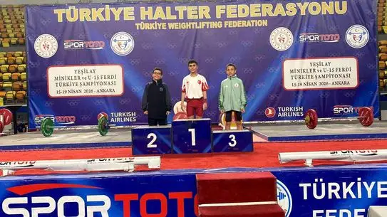 Ağrı’nın Halter Şampiyonu Osman Oğur’a Özel Tebrik Mesajı