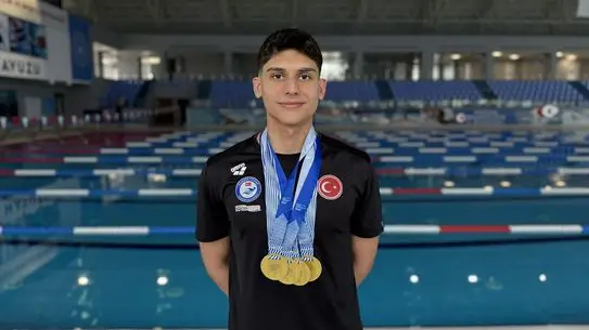 Emre Onuş yarıştan zafer anı