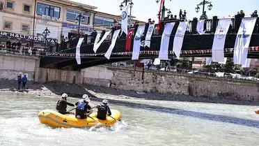 Bayburt’ta Üniversite Rafting Şampiyonası Coşkusu Başladı