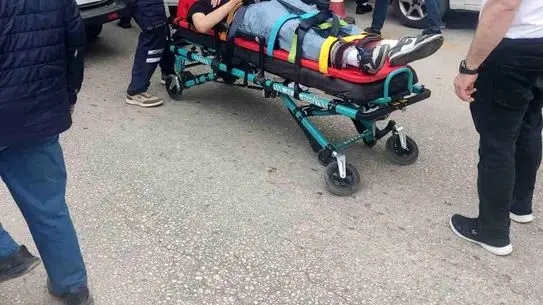 Kastamonu Tosya’da Motosiklet ve Otomobil Çarpıştı: Sürücü Hastaneye Kaldırıldı