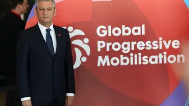 CHP Lideri Özgür Özel, Küresel Demokrasi İçin Yeni Bir Çağrı Yaptı