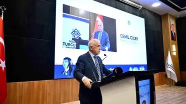 Cemil Çiçek'ten Özallı Yıllar Konferansında Özal'ın Dönüşüm Mirası