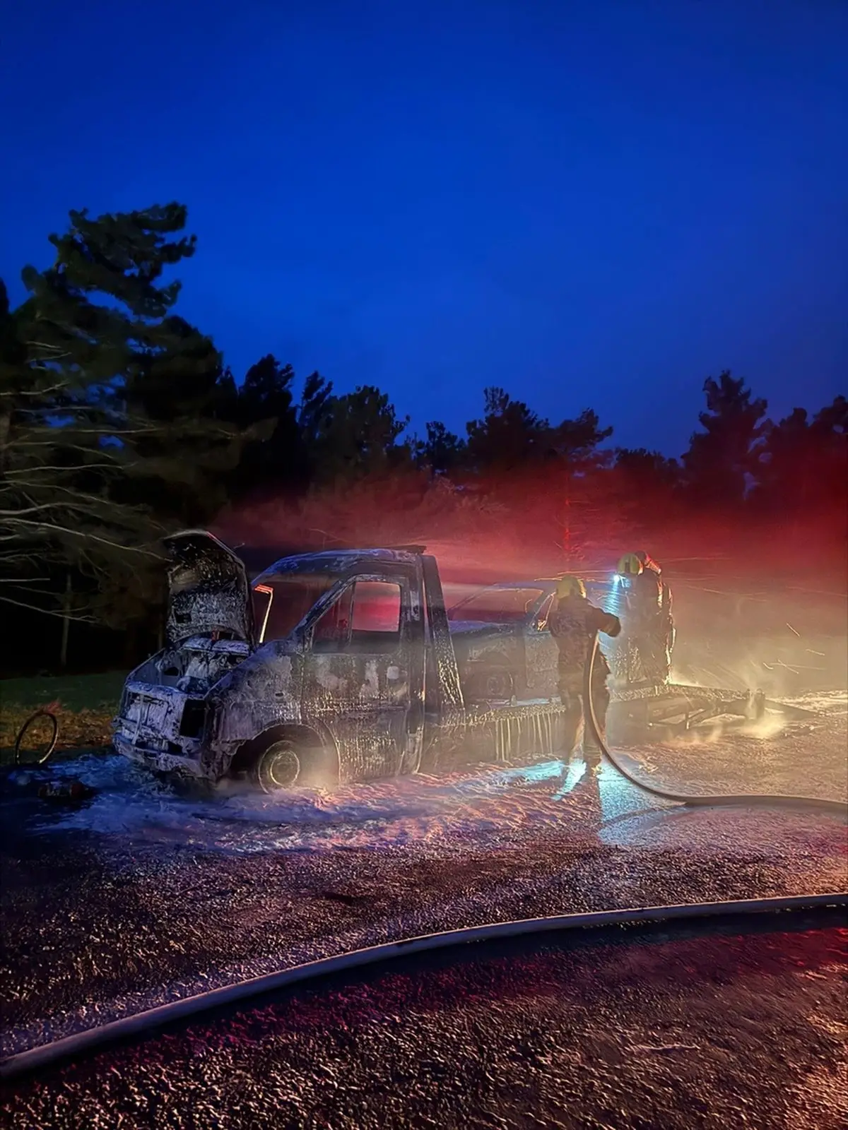 Balıkesir Havran’da Çekici ve Otomobilde Kısa Sürede Söndürülen Yangın
