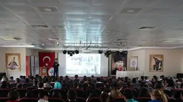 Astronot Tuva Cihangir Atasever, Muğla’da Öğrencilerle Uzay Deneyimlerini Paylaştı