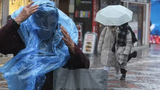 Hafta Sonu Hava Durumu Alarmı: Şiddetli Yağış ve Fırtına Bekleniyor