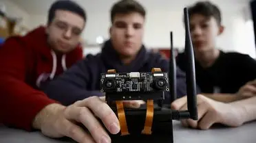 Bursa Öğrencilerinin Geliştirdiği Robot, Görme Engellilere Uluslararası Başarı Getirdi