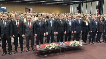 2025'te Türkiye Turizminde Rekor: 63,9 Milyon Ziyaretçi ve 65,2 Milyar Dolar Gelir