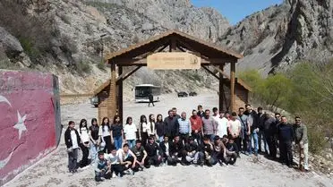 Yozgat’ta Doğa Yürüyüşü: Kazankaya Kanyonu’nda Öğrencilerle Bir Gün