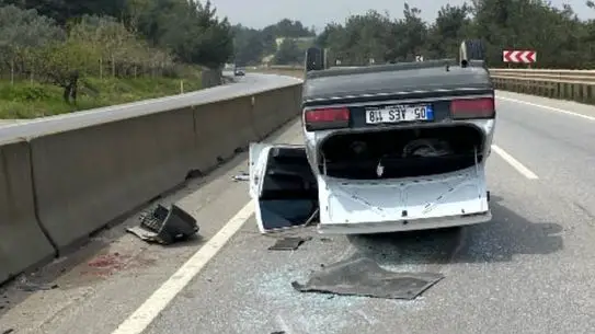 Bursa Kestel’de Kontrolden Çıkan Araç Bariyerlere Çarparak Takla Attı, 2 Yaralı