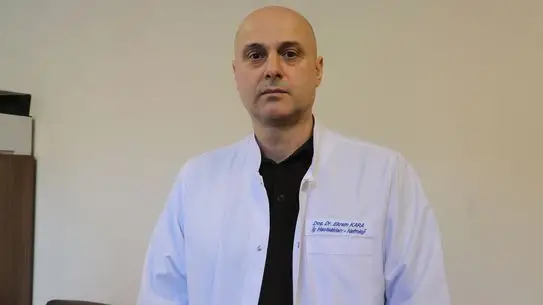 Rize'de 13 Yaşındaki Diyaliz Hastası Melek, Gönüllü Öğrencilerle Okuma Yazma Öğreniyor