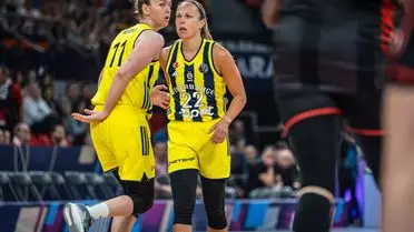 Fenerbahçe Opet, Kadınlar EuroLeague Yarı Finalinde Spar Girona’yı 76-59’luk Skorla Geçti ve 7. Kez Finale Çıktı