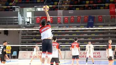 Şanlıurfa Genç Erkekler Voleybol Takımı 3-0'lık Galibiyetle İkinci Maçını Kazandı