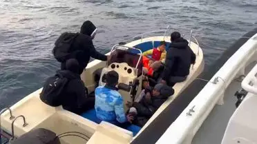 Ayvacık'ta Son Güvenlik Operasyonu: 13 Kaçak Göçmen ve 2 Organizatör Yakalandı