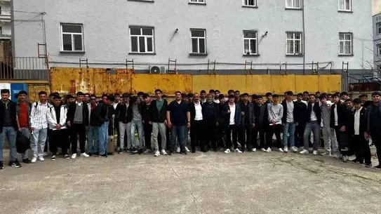 Çermik Belediyesi, YKS Hazırlık Kampıyla Öğrencilerin Moralini Yükseltti