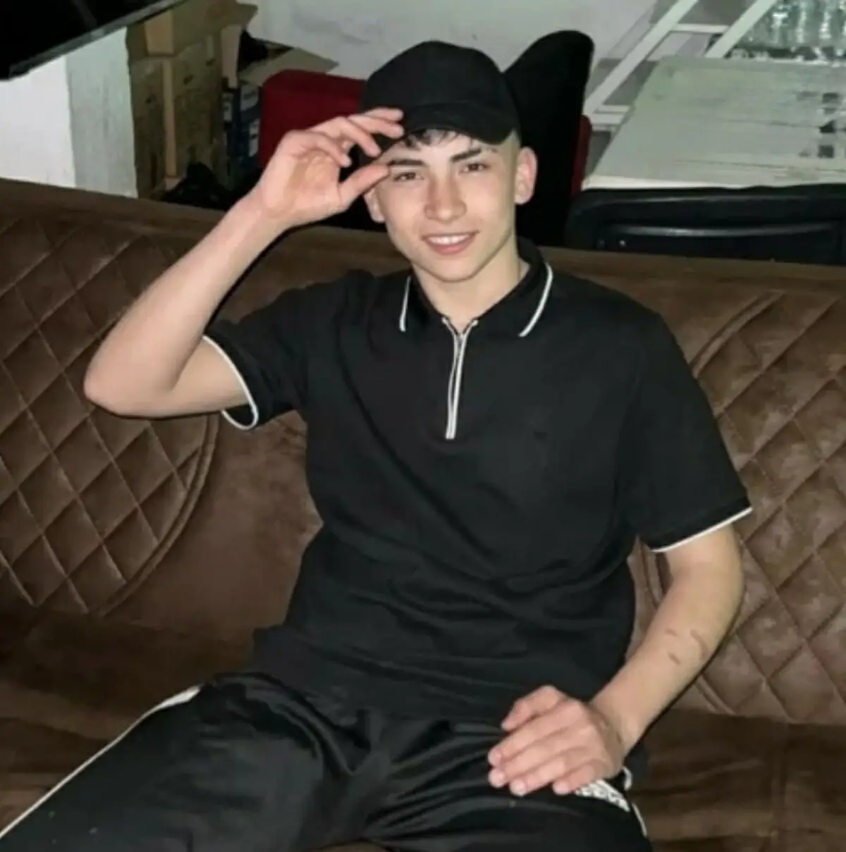 Yatağan’da çatıdan düşen genç