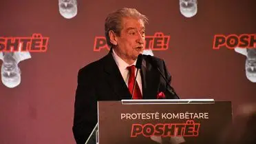 Tiran’da Hükümet Karşıtı Gösteriler Şiddetleniyor: İstifa Talebi Artıyor