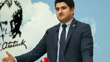 Ataşehir Belediye Başkanı Onursal Adıgüzel, İstanbul'da yürütülen geniş çaplı operasyonla gözaltına alındı