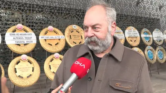 Ünlü Tiyatrocu Feyha Çelenk, Üsküdar’da Veda Edildi