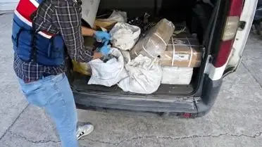 İstanbul ve Adana’da Silah Kaçakçılığına Yönelik Büyük Operasyon: 1.100’dan Fazla Tabanca Ele Geçirildi