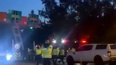 İzmir Menderes'te Trafik Kazası: Araç Yangın Aldı, Sürücü Hayatını Kaybetti