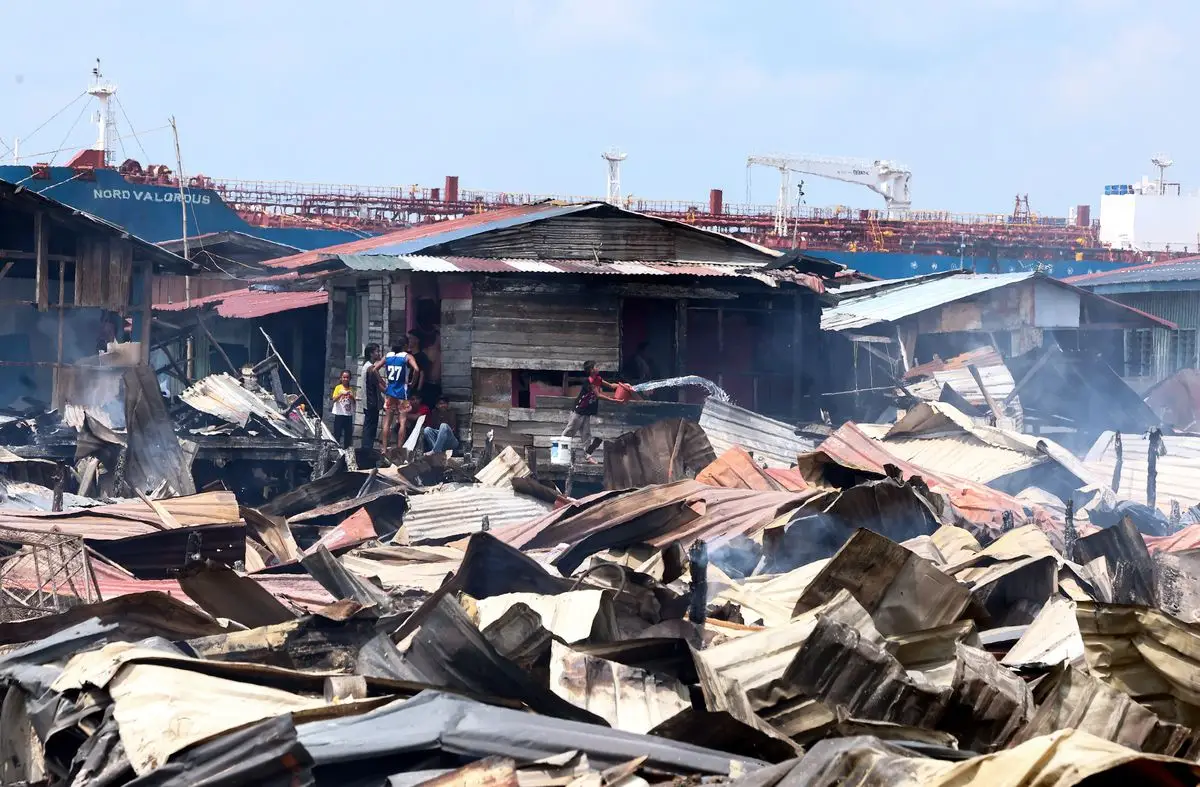 Malezya’nın Sabah Eyaletinde Devasa Orman Yangını: Binlerce Ev Yok Oldu