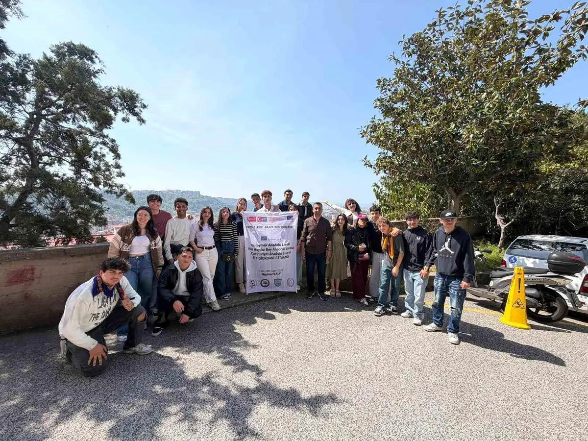 Erasmus+ Projesiyle Dijital Sınıflar: Anadolu Lisesi'nden İtalya'ya Yolculuk
