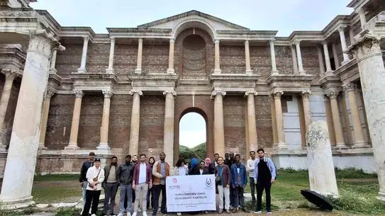 Uluslararası Öğrenciler Sardes’te Kültürel Bağları Derinleştiriyor