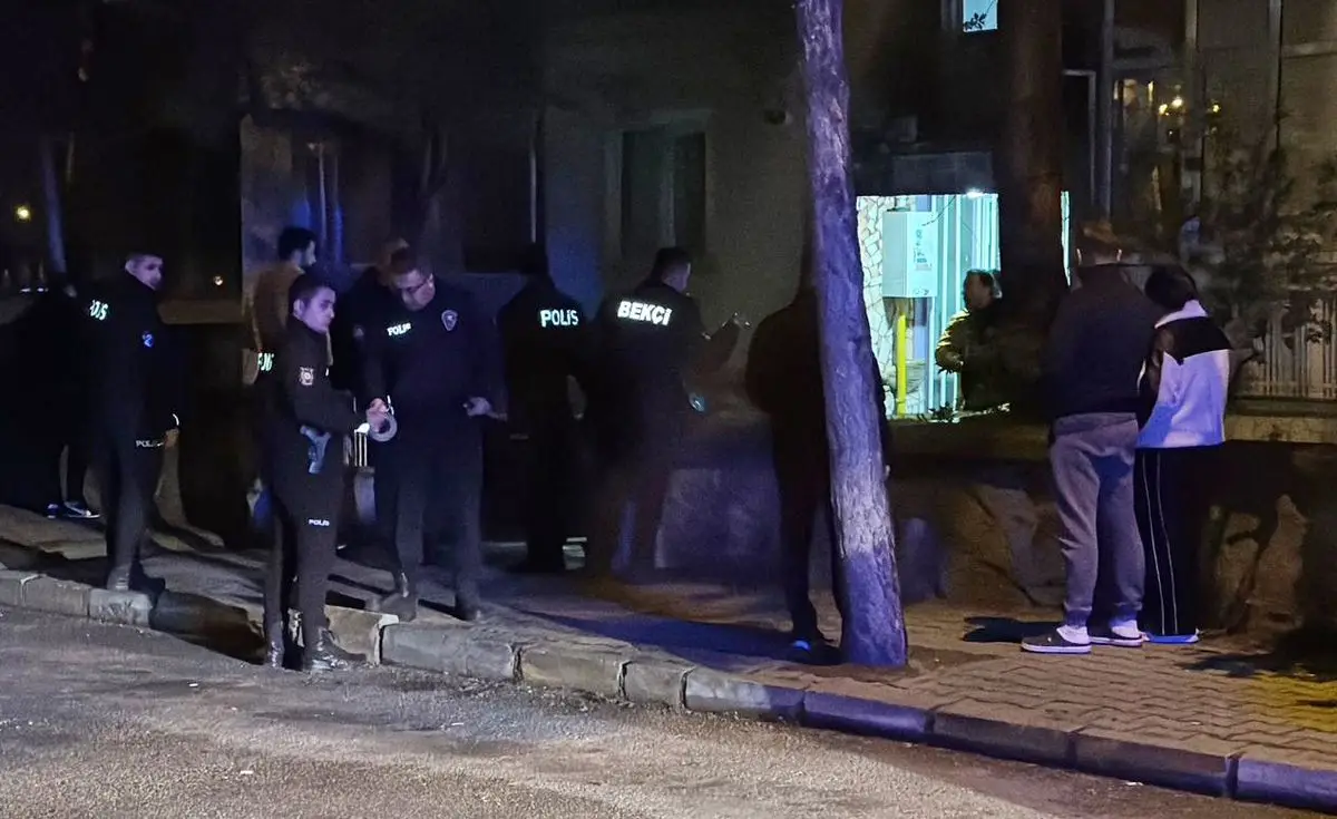 Isparta’da Kuzenler Arasındaki Tartışma Silahlı Şiddete Dönüştü, Bir Kişi Kendini Soktu