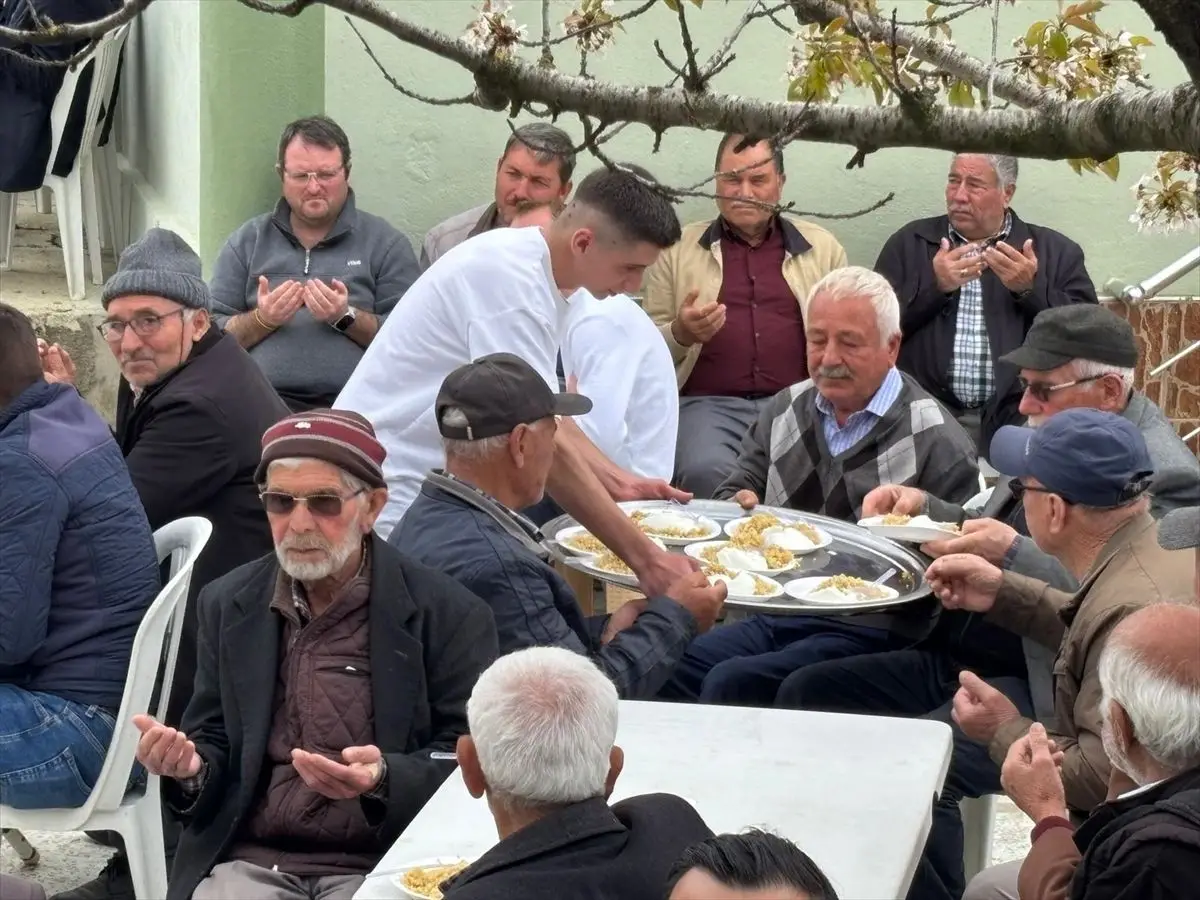 Beybaş Köyü’nde İlk Toplumsal Yardım Sofrası