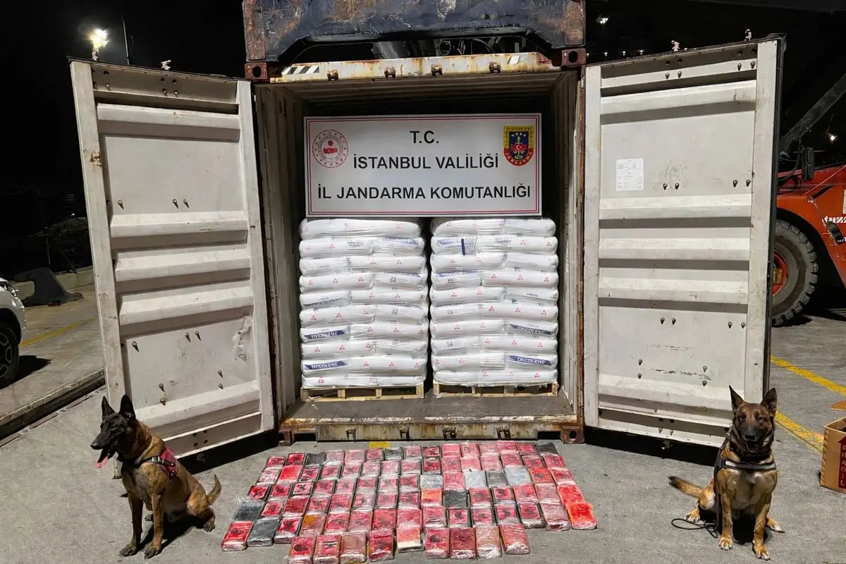 Panama Bayraklı Yük Gemisinde 106 Kilogram Kokain Çıkarıldı