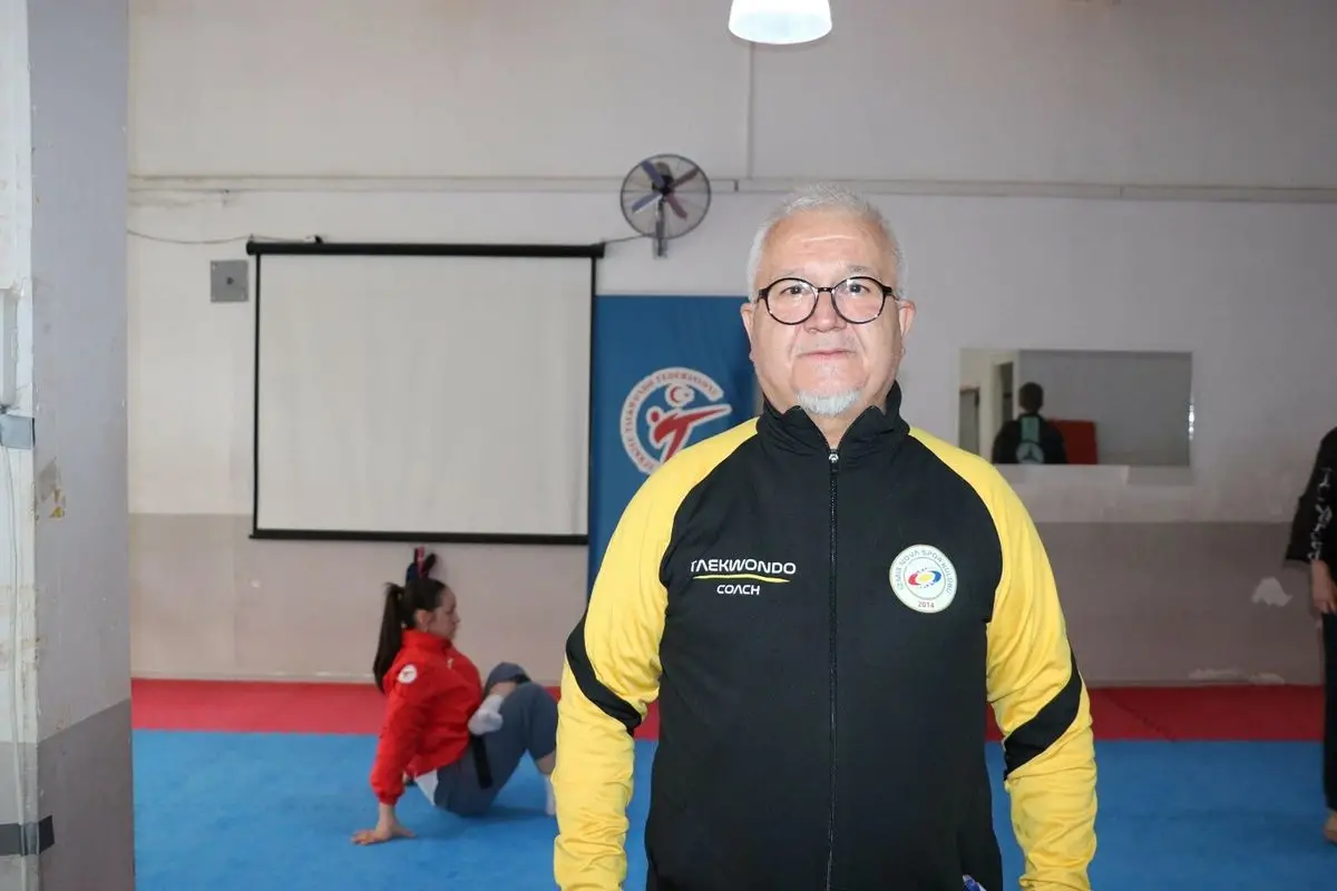 İzmirli Tekvandocu Zeynep Ustaoğlu, Makedonya Turnuvasında Şampiyonlukla Dünya Şampiyonluğu Hedefinde