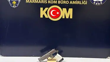 Marmaris'te Ruhsatsız Silah Bulunduran Şüpheli Gözaltına Alındı ve Tutuklandı