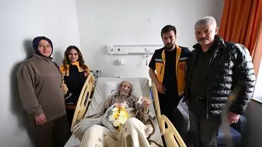 Düzce'de Yaşlı Adamın Hayatı Kurtarıldı: Muhtar ve Sağlık Ekiplerinin Hızlı Müdahalesi