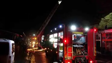 Konya'da Lastikçi İşyerinde Çıkan Yangın 2 Kişiyi Yaraladı