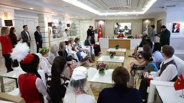 Büşra Özdemir, Uluslararası Antalya Çocuk Festivali'nde Kültür Köprüsü Kurdu