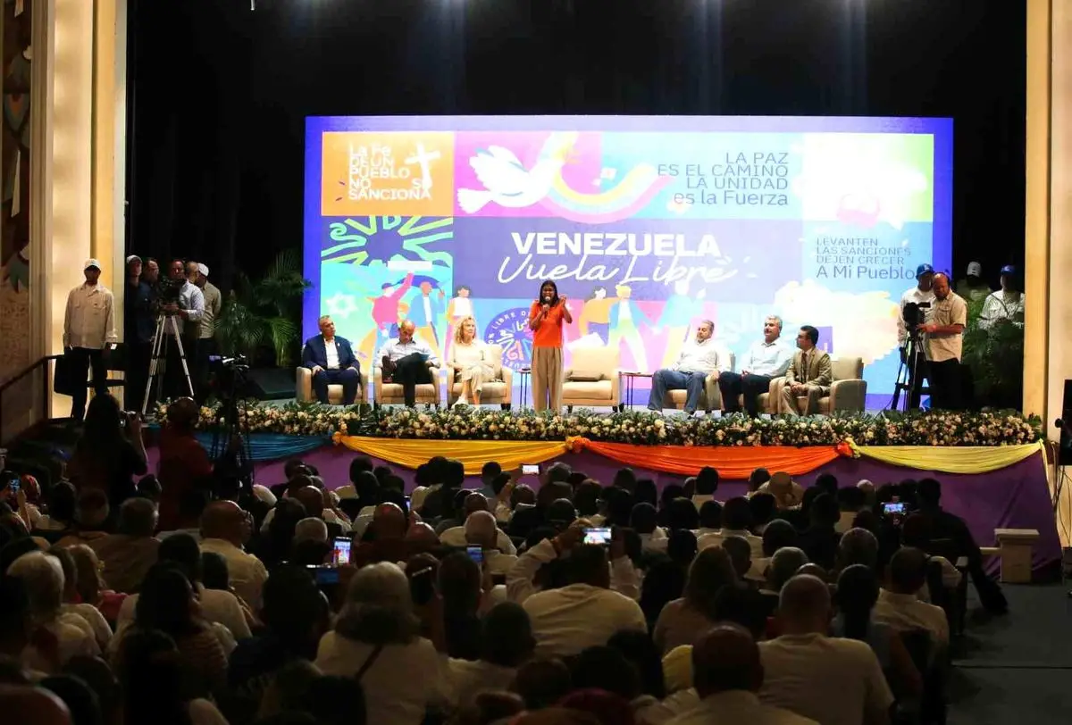 Venezuelalılar ABD Yaptırımlarına Karşı Maracaibo’dan Karakas’a Yürüyüş Başlattı
