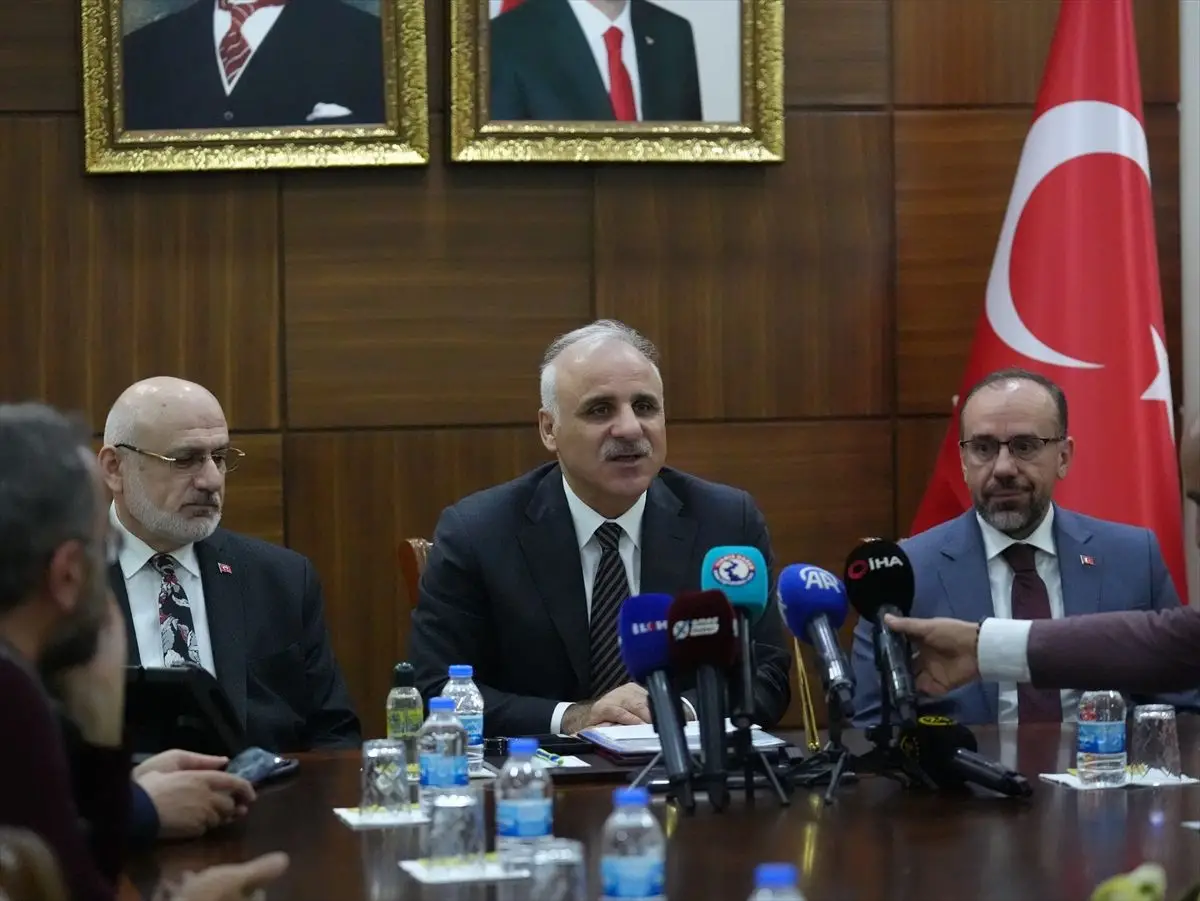 Diyarbakır’da 36 Ülkeden 44 Yarışmacı ile Uluslararası Kur'an Hafızlık Yarışması Başladı