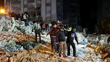 Alpargün Apartmanı çöküş anı