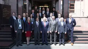 Savunma Bakanı Yaşar Güler, ABD Ticaret Odası Heyetini Gizli Görüşmeye Davet Etti