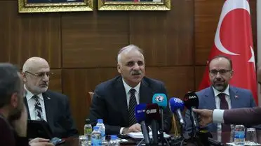 Yarışmada sahneleyen hafızlar ve seyirciler