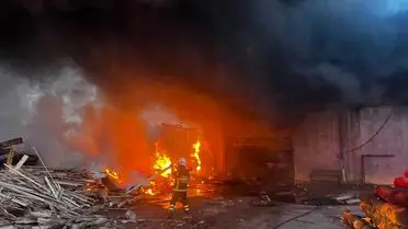 Edirne İpsala'da Kereste Fabrikasında Çıkan Yangın Kontrol Altına Alındı