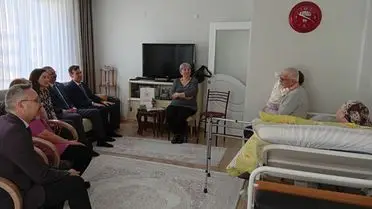 Pınarhisar Kaymakamı Enver Özderin'den Aile Destek Turları