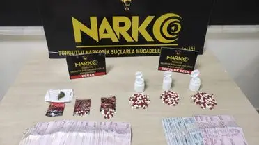 Manisa'nın Turgutlu İlçesinde Uyuşturucu Operasyonu: 2 Şüpheli Tutuklandı